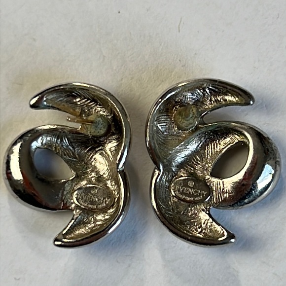 GIVENCHY Logo Silver Tone Metal Earrings Stud Vintage Chunky Wave authentic - Picture 6 of 12